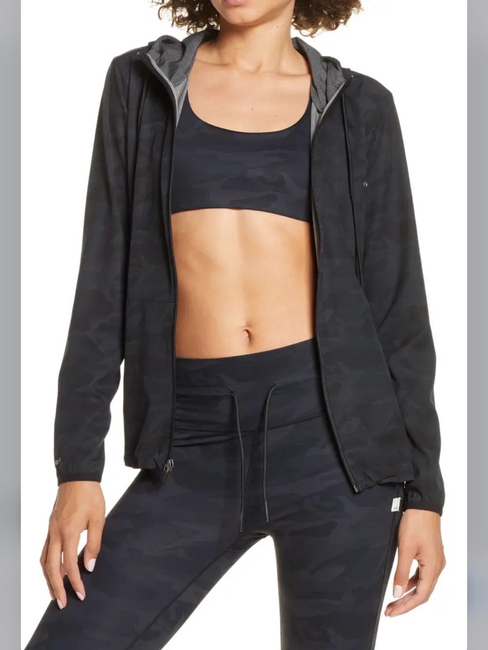 Vuori Women’s Hooded Camo-Print Windbreaker Jacket - Black Size S